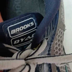 Brooks | Shoes | Brooks Mens Dyad Athletic Shoes In Gray And  display picture 1